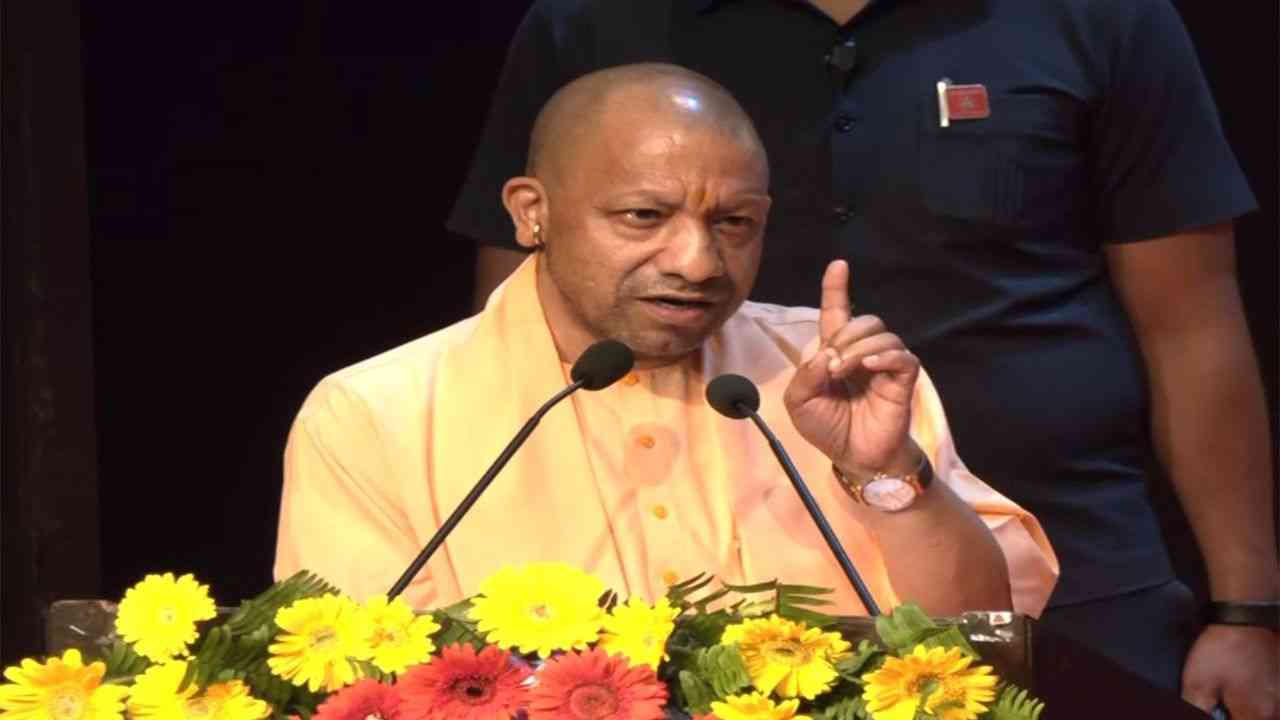 UP में स्वास्थ्य सुधार: MMR-IMR में गिरावट, नर्सिंग में 100% प्लेसमेंट का दावा – योगी आदित्यनाथ