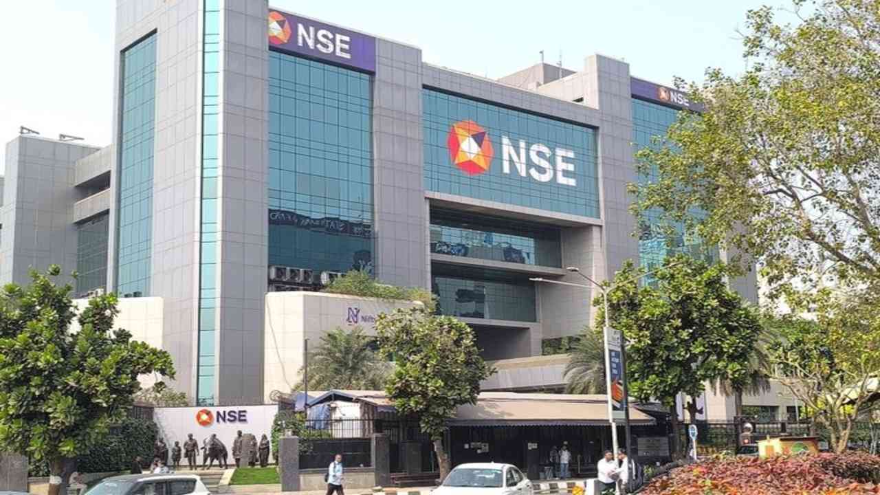 Sensex-Nifty की दमदार वापसी, फिर भी बाजार में अस्थिरता जारी...