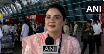 बिना 'मेहरम' के 44 महिलाएं हज के लिए रवाना, कौसर जहां ने दी बधाई, सुरक्षा के पुख्ता इंतजाम...