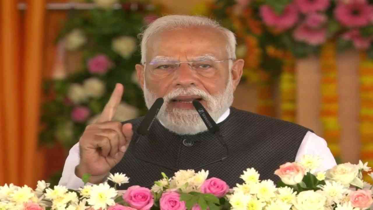 पीएम मोदी ने गंगा एक्सप्रेसवे का उद्घाटन किया, पूर्वी यूपी को मिलेगा विकास का नया रास्ता...