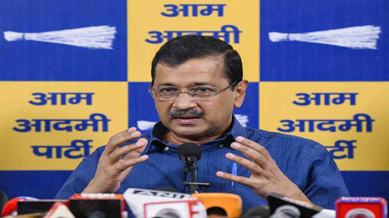 NEET UG 2026: पेपर लीक से परेशान छात्रों के समर्थन में उतरे केजरीवाल