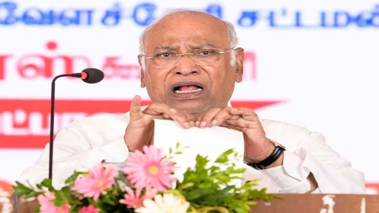 क्या कांग्रेस बन रही है नई ‘मुस्लिम लीग’? चुनाव नतीजों पर उठे सवाल