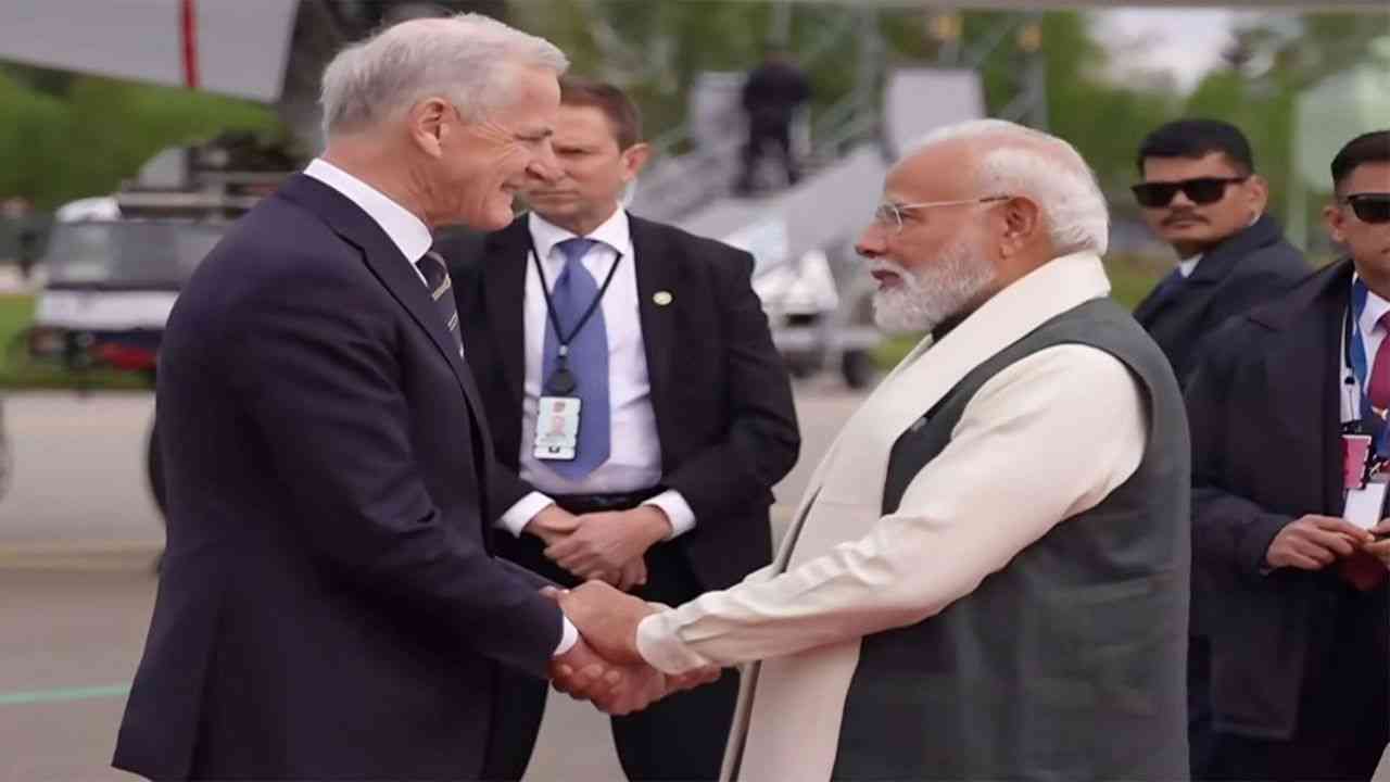 43 साल बाद नॉर्वे पहुंचे भारतीय प्रधानमंत्री, ओस्लो में पीएम मोदी का भव्य स्वागत
