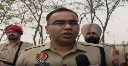गुरदासपुर में पराली जलाने के खिलाफ पुलिस का अभियान तेज...