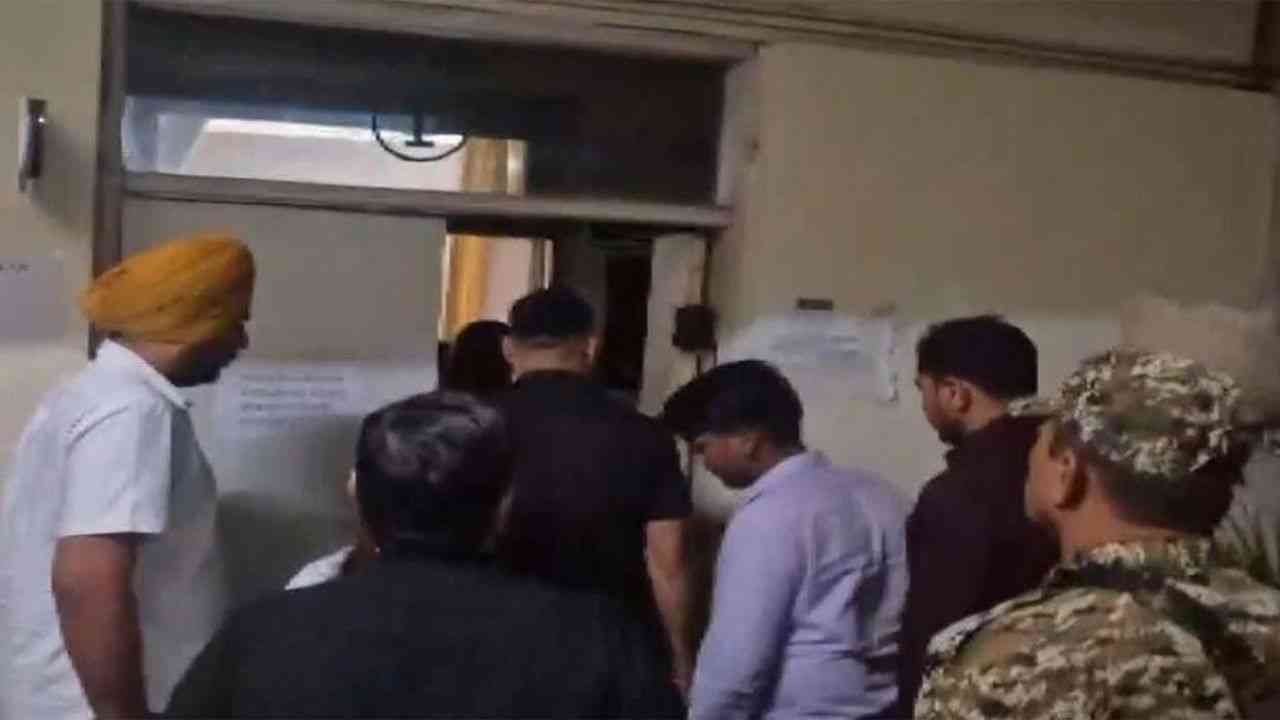 पंजाब मंत्री संजीव अरोड़ा गिरफ्तार, ED ने GST घोटाले में कोर्ट में किया पेश...
