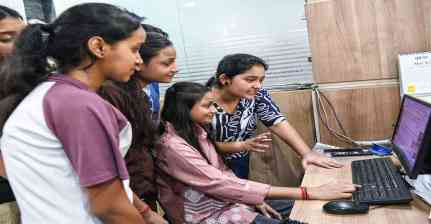 CBSE री-इवैल्यूएशन के लिए नया पोर्टल मंजूर, IIT मद्रास और IIT कानपुर की अहम भूमिका...