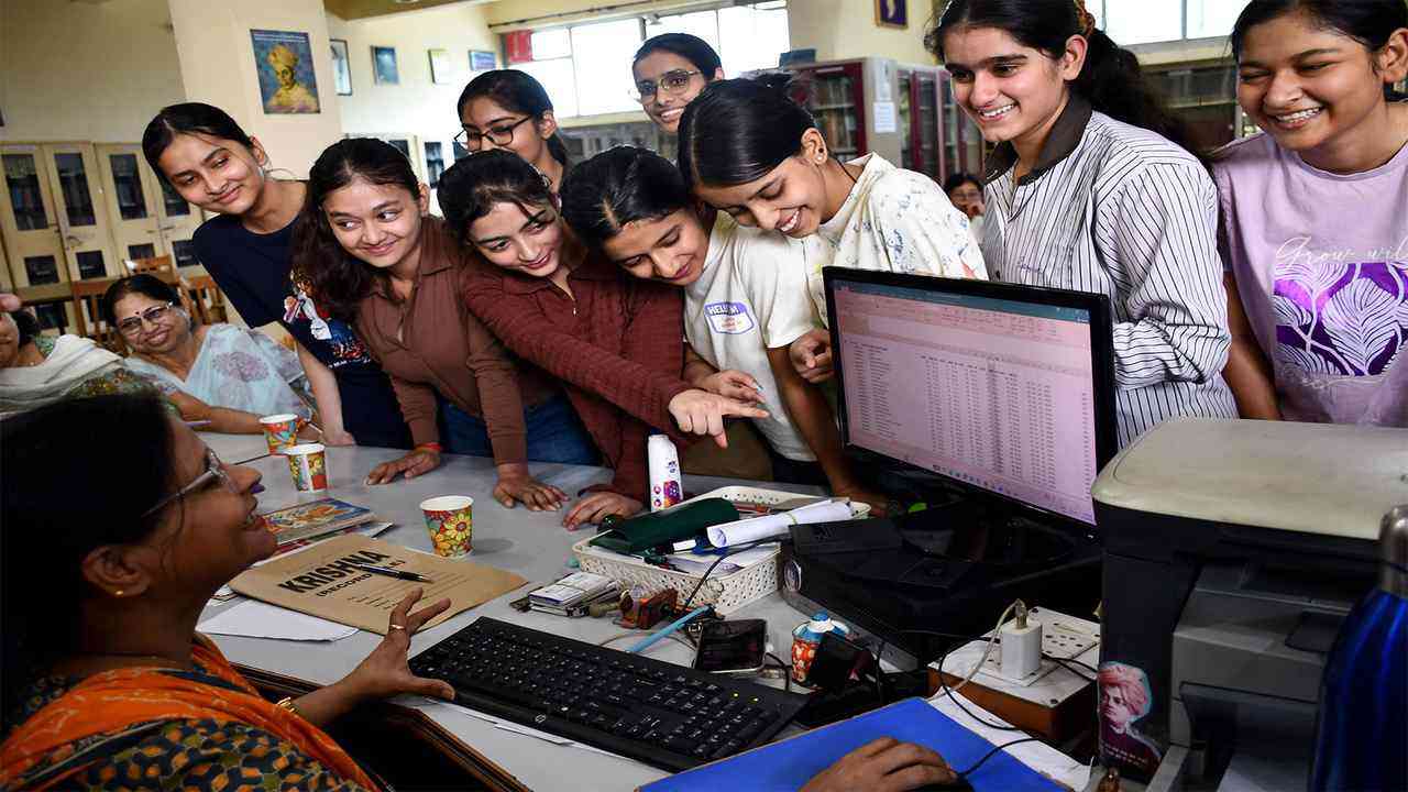 1.6 लाख से अधिक छात्रों ने किया आवेदन, CBSE ने पोर्टल पर उठे सवालों का दिया जवाब