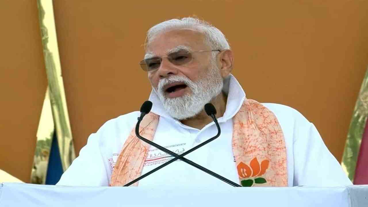 कोलकाता से पीएम मोदी का संदेश: 'योग से बनेगा स्वस्थ और सशक्त विश्व'