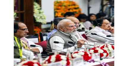 पीएम मोदी केंद्रीय सचिवों के साथ करेंगे उच्चस्तरीय बैठक, 'ईज ऑफ डूइंग बिजनेस' जैसे मुद्दों पर होगी चर्चा...