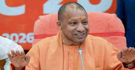 यूपी की महिलाओं के लिए योगी सरकार का बड़ा तोहफा, मुफ्त घर और स्वास्थ्य सुरक्षा