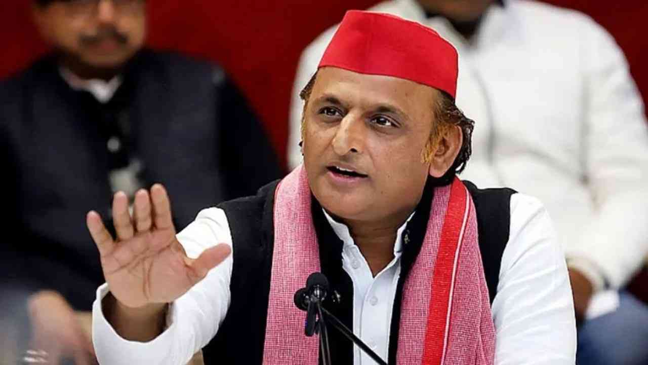 राम मंदिर दान विवाद पर अखिलेश यादव का हमला, बोले- FIR के बिना SIT ‘बिना तीर की कमान’