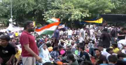 JNU Issues Advisory Asking Students, Staff to Avoid Gatherings at Jantar Mantar