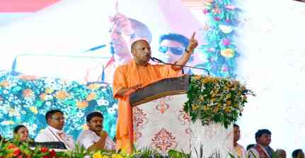 गुंडा व माफियाराज चाहने वालों को जिन्ना पसंद, हमें गन्ना पसंद: मुख्यमंत्री