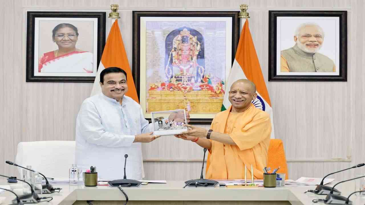 उत्तर प्रदेश में विश्वस्तरीय सड़क संपर्क विकसित करना हमारी प्राथमिकता: नितिन गडकरी
