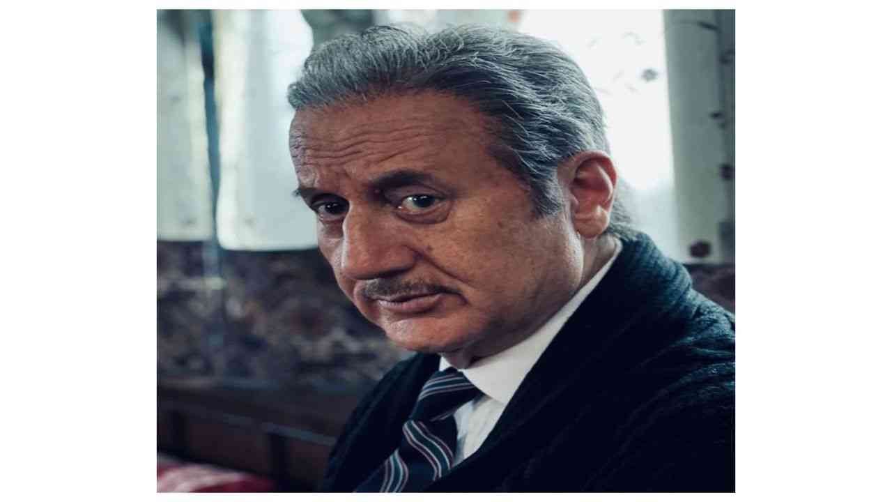 "You stop trying to show how much you know...": Anupam Kher on his acting