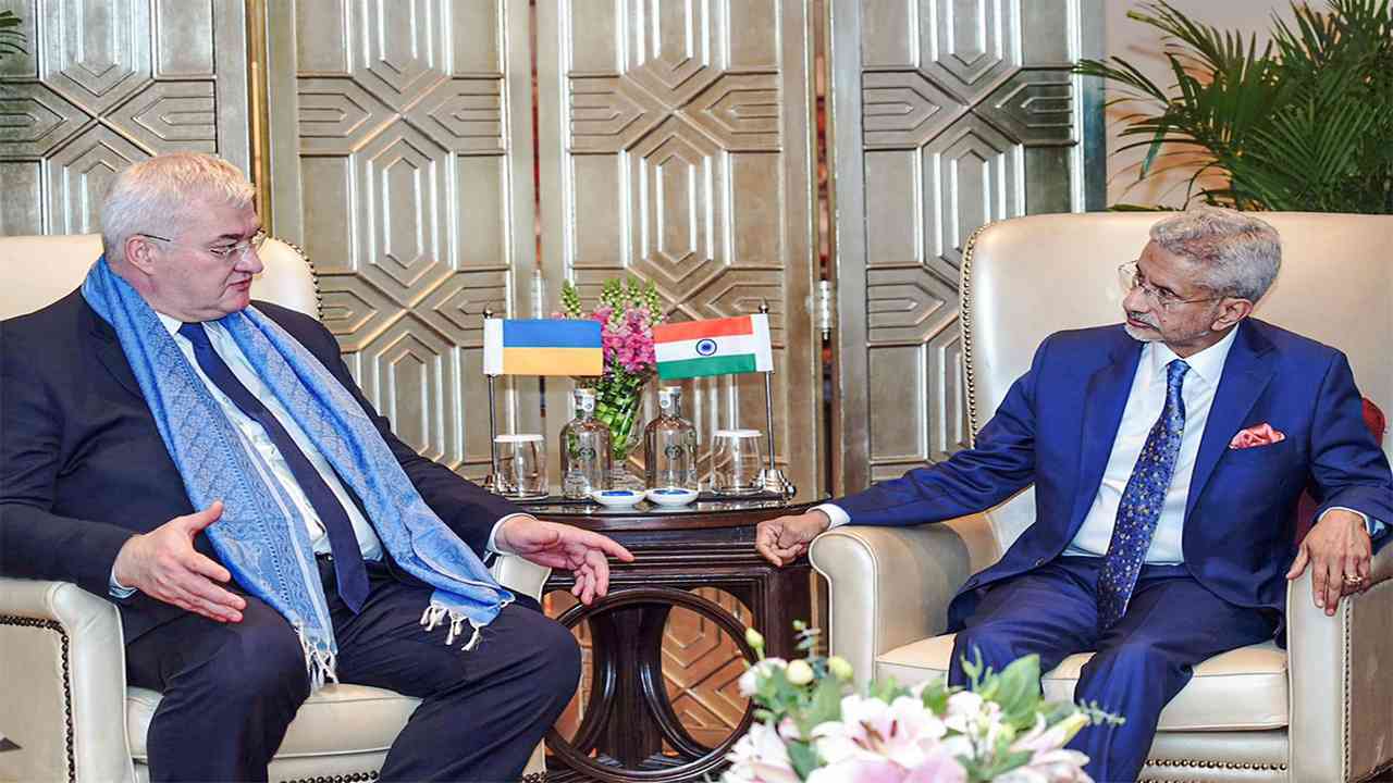 Ukrainian FM thanks EAM Jaishankar on Independence Day wishes; expresses optimism on deepening ties