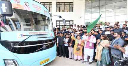 हरियाणा के युवाओं को स्टार्टअप की राह दिखाएगी ‘युवा उद्यमी यात्रा’, CM सैनी ने किया शुभारंभ