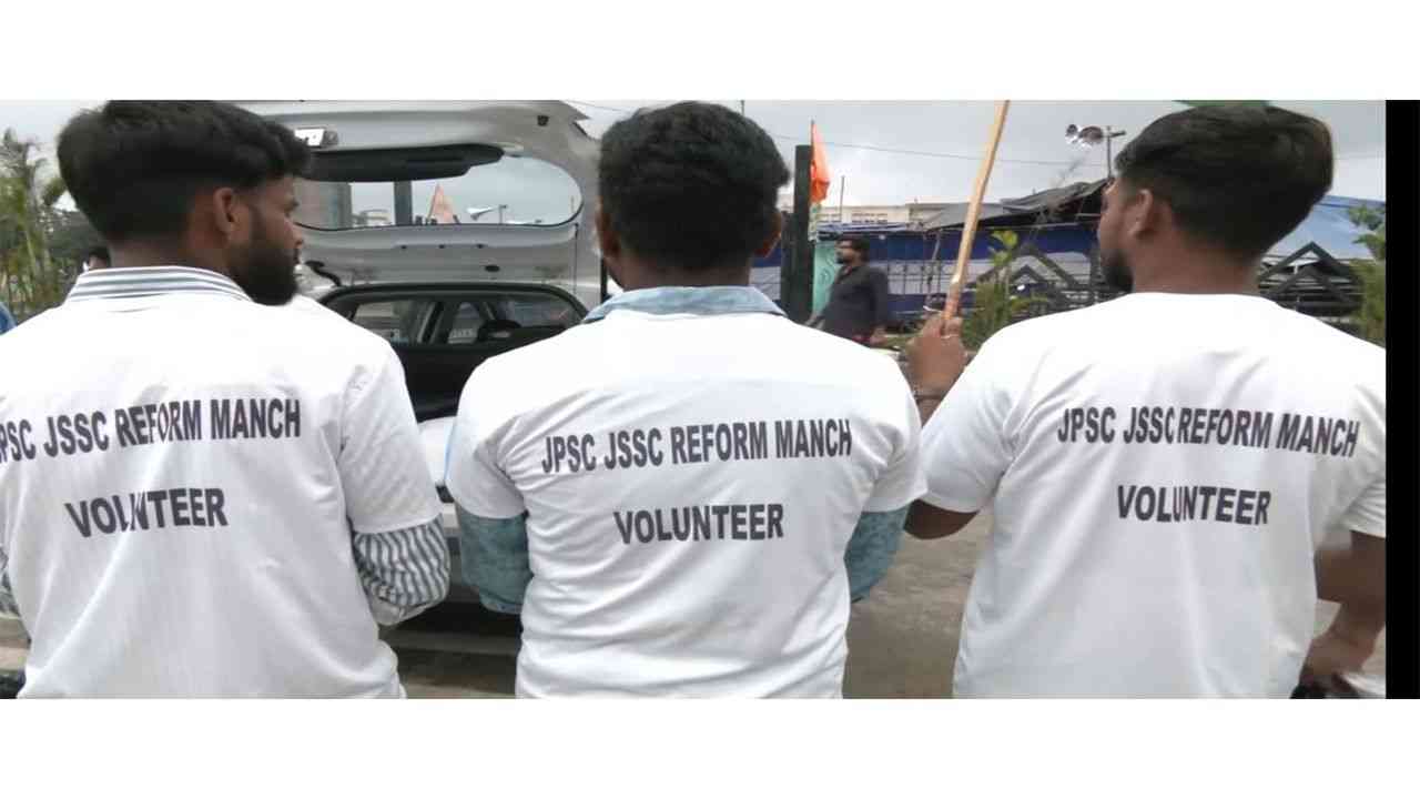 JPSC-JSSC विवाद: रांची में छात्रों का विधानसभा मार्च, बोले- आंदोलन रहेगा शांतिपूर्ण