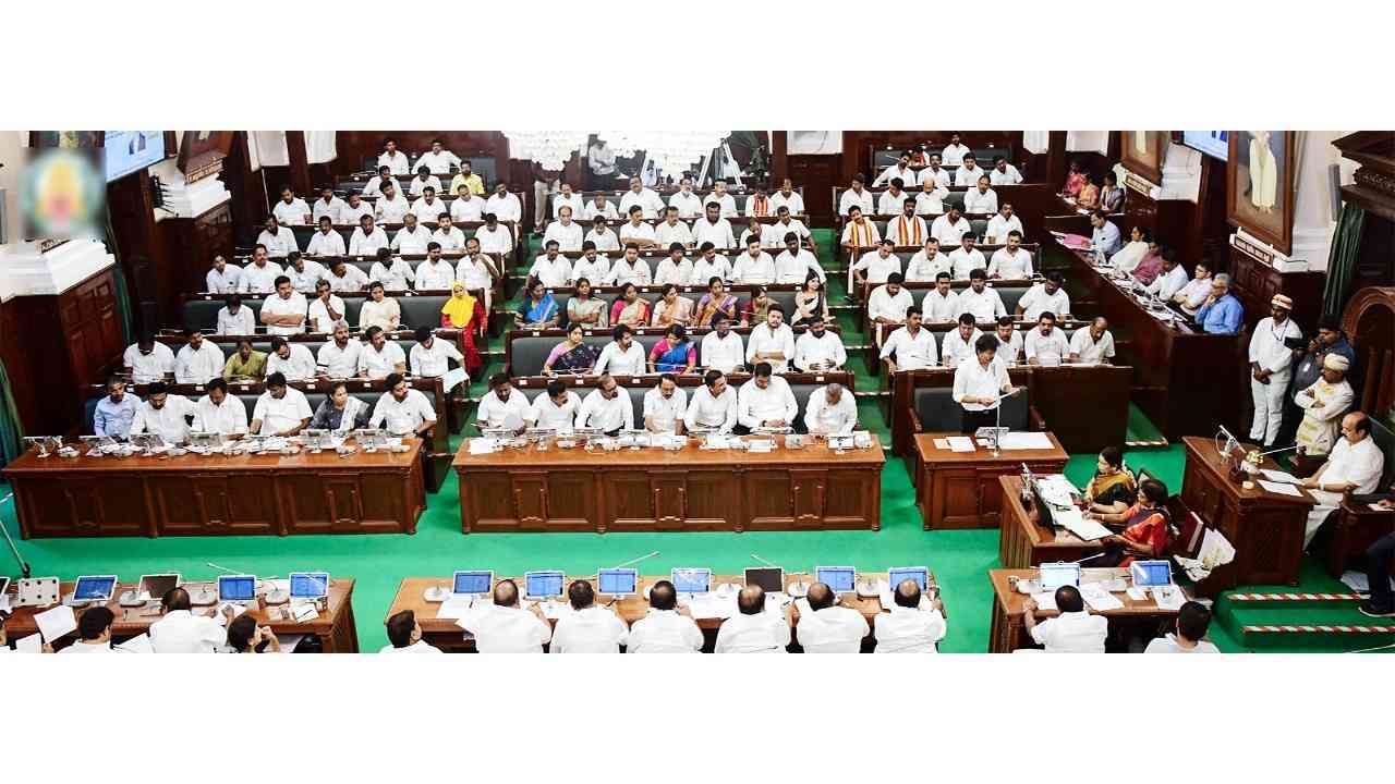 तमिलनाडु: विधानसभा में NEET के खिलाफ प्रस्ताव पारित, DMK-AIADMK समेत कई दलों का समर्थन; BJP ने किया वॉकआउट...