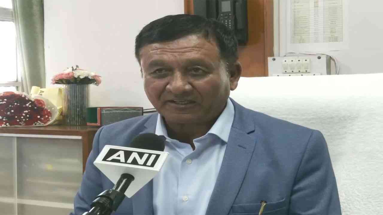 Vande Mataram row aimed at creating 'fake nationalism', alleges Himachal minister Negi