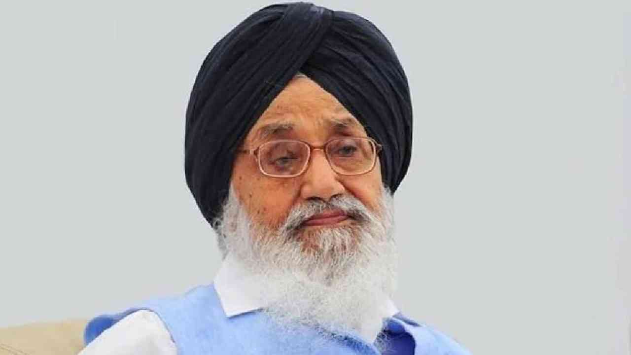 Explained: सरकारी नौकरी से पंजाब के मुख्यमंत्री तक: प्रकाश सिंह बादल की वो कहानी, जिसने बदल दी पंजाब की राजनीति