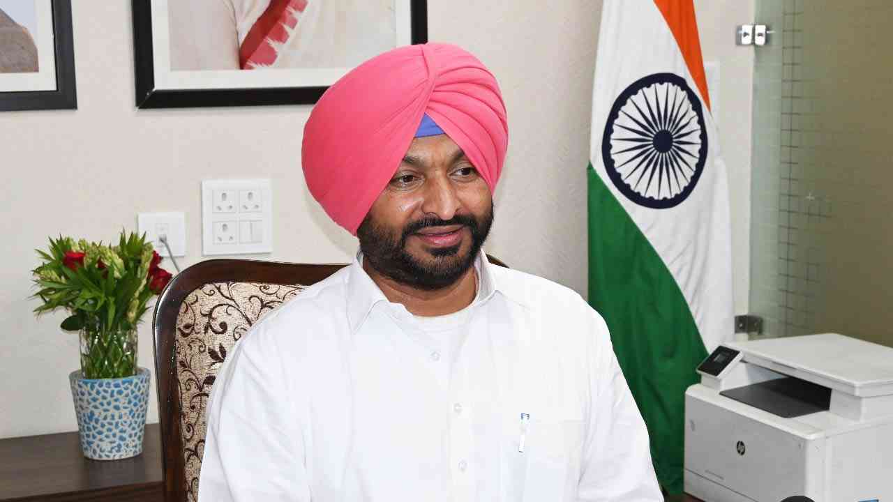 ‘हमने ही अपनी जान देने का ठेका लिया हुआ है’, रवनीत बिट्टू का तीखा हमला, बोले- पंजाब में फिर दिख रहा काला दौर