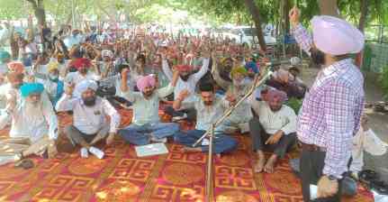 पंजाब में 7 लाख कर्मचारी-पेंशनर कल हड़ताल पर, DA से पुरानी पेंशन तक ये हैं बड़ी मांगें