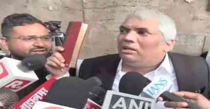 Disha Salian case: Father Satish Salian serves notice to Aaditya Thackeray, demands apology, Rs 500 Cr compensation