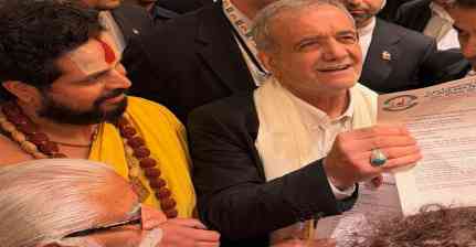 Jagadguru Satishacharya in spotlight after viral photograph with Iranian President Pezeshkian draws global attention