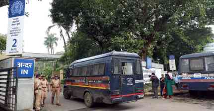 IIT Bombay Student Death: साहिल वाकोडे के आखिरी घंटों की CCTV कड़ी सामने आई, परीक्षा हॉल से हॉस्टल तक पुलिस ने जोड़ा घटनाक्रम