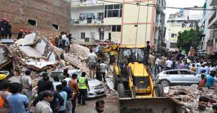 सत्य निकेतन हादसे पर दिल्ली हाईकोर्ट सख्त, सरकार से पूछा- बार-बार ऐसी त्रासदियां क्यों? PG सुरक्षा पर उठे बड़े सवाल
