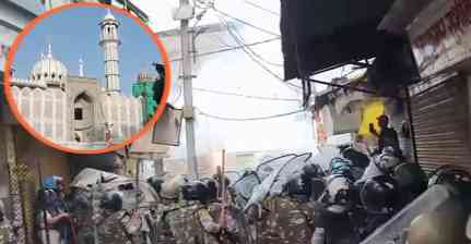 Ujjain: Protests continue amidst demolition of part of Shahi Masji complex, police use tear gas to dispel mob