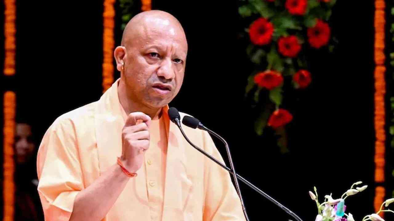 यूपी में 70 हजार सरकारी भर्तियों की तैयारी, चुनाव से पहले युवाओं को लेकर योगी सरकार का बड़ा प्लान