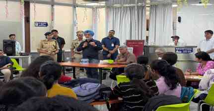 Delhi LG Sandhu interacts with AIIMS medical students, resident doctors over healthcare, safety concerns