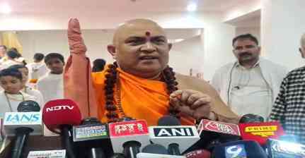 "Hindu temples are not tourist spots": Swami Jitendranand Saraswati on Sara Ali Khan's Kedarnath visit