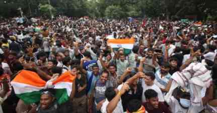 INDIA bloc leaders march to Supreme Court; to sign petition against SIR demand CEC resignation